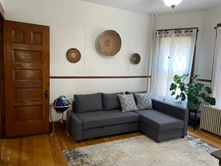 645 Grand Ave #1 — Photo 3