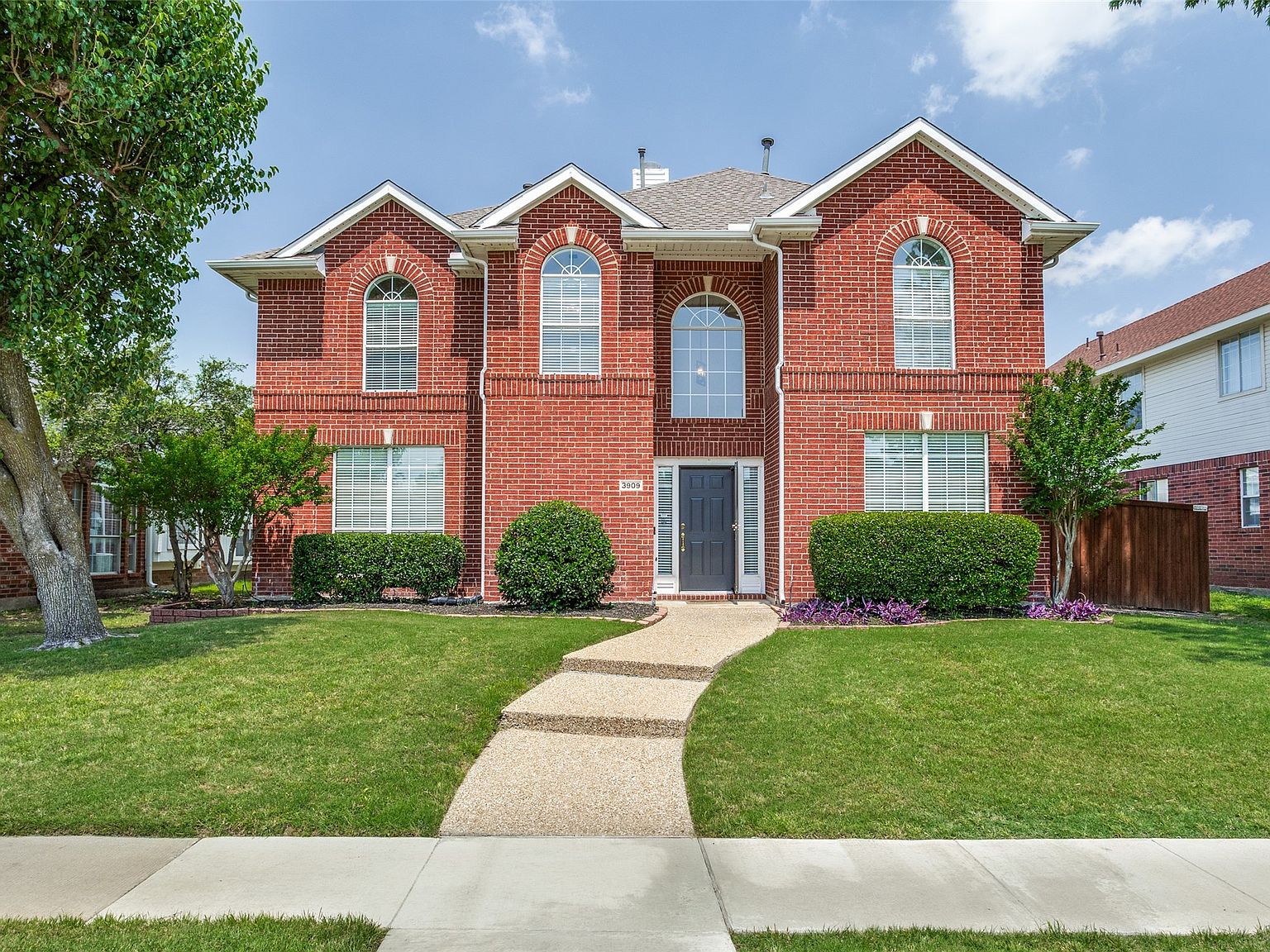 3909 Rolling Hills Dr, Plano, TX 75025 | Zillow