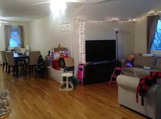 222 Riverside Ave APT B, Medford, MA 02155