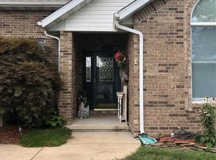409 Southlawn Ave, Lebanon, MO 65536