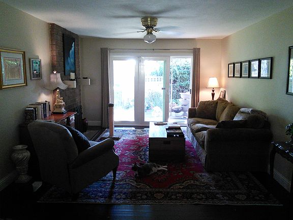 4th image of 421 N Camino Alto