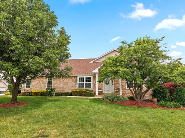688 Grace Ct, New Lenox, IL 60451