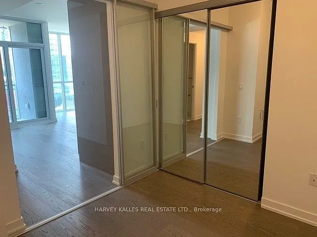 1 Yorkville Ave #705 — Photo 28