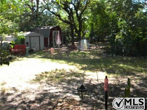 3rd image of 712 Coates Dr
