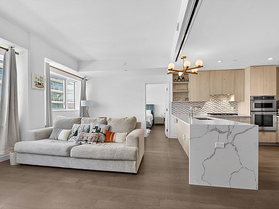3rd image of 800 Avenue At Port Imperial APT 515