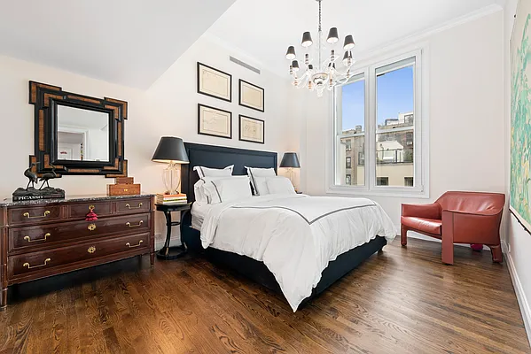 Rented by Douglas Elliman | media 21