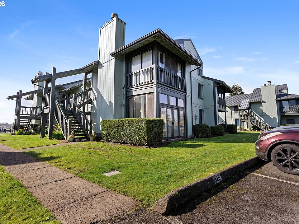1st image of 320 NE Skipanon Dr