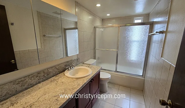 15406 SE 46th Way — Photo 18