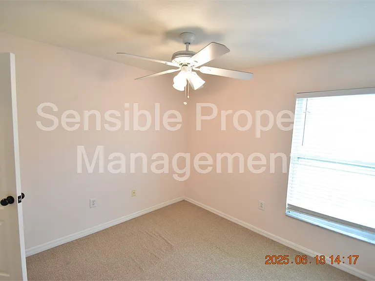 5627 War Admiral Dr — Photo 24