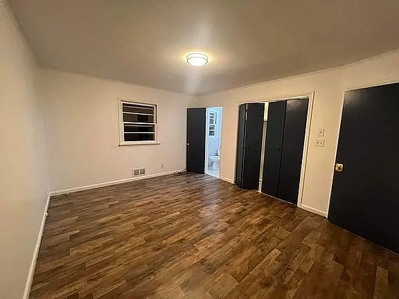 3rd image of 581 Coolidge Ave