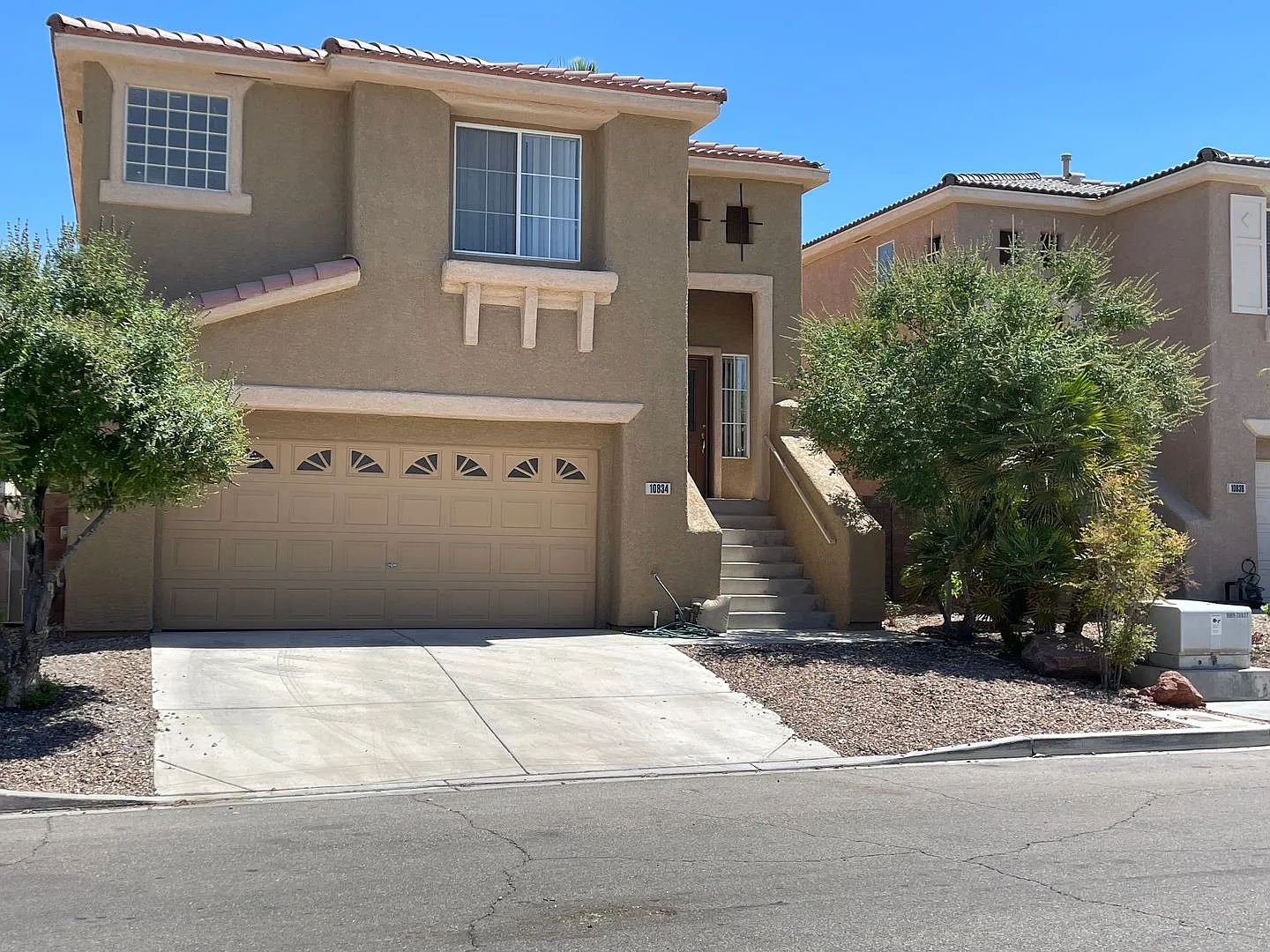 2 bed 2.5 bath in Southern Highlands — Photo 2