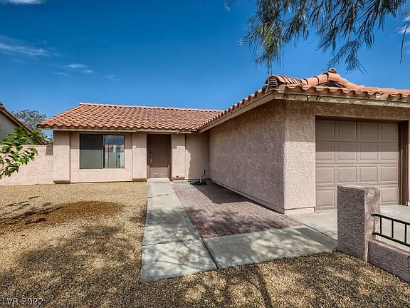 3rd image of 134 Palo Verde Dr