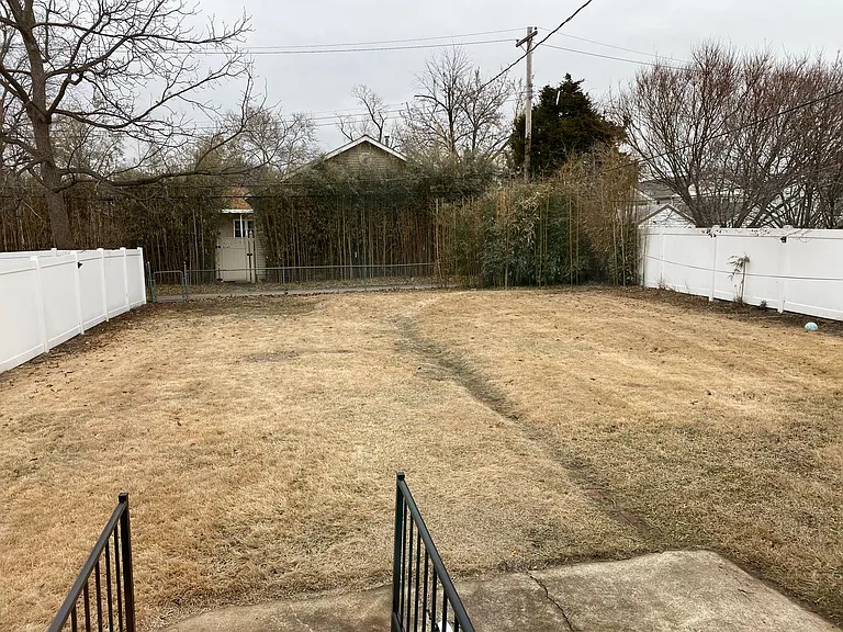 6339 Arthur Ave — Photo 11