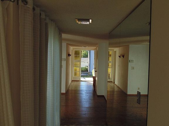 4th image of 5153 Cribari Pl