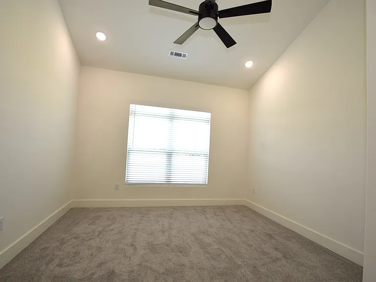 460 Amethyst Rd — Photo 9