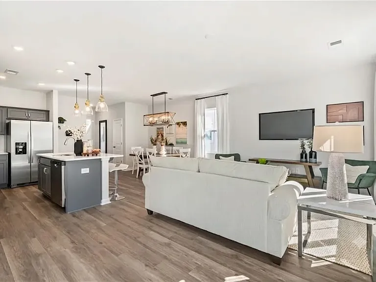 7 Whispering Oaks Cir — Photo 11