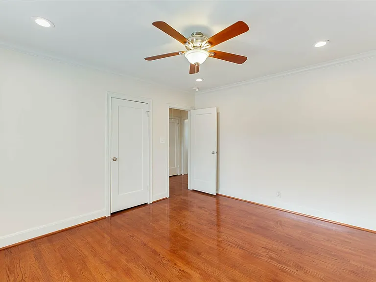 2343 Shakespeare St #2 — Photo 14