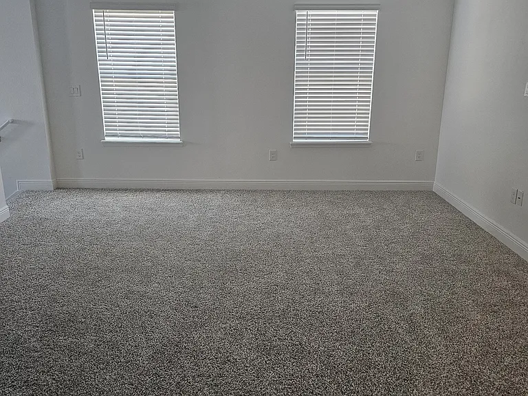 Links Terrace Blvd — Photo 10