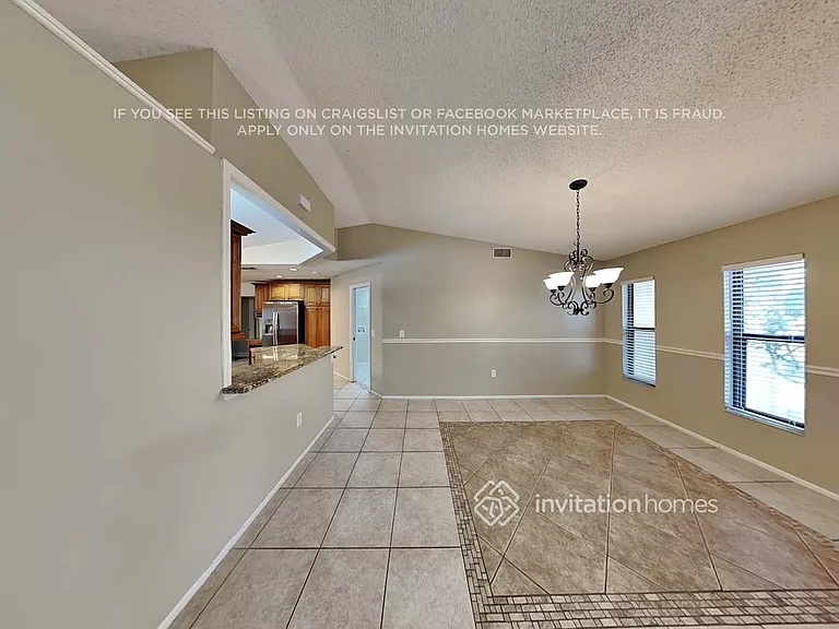 2297 Cork Oak St E — Photo 9