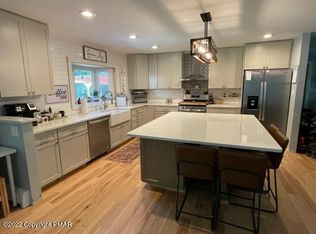 120 Winchester Dr, East Stroudsburg, PA 18301