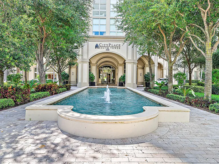 550 Okeechobee Blvd #1615 — Photo 32
