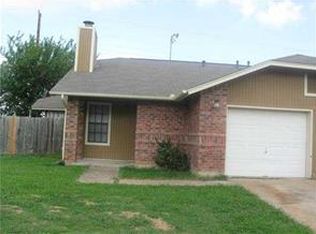 1300/1302 Hyridge Cir, Round Rock, TX 78664