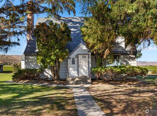 3221 Umptanum Rd, Ellensburg, WA 98926