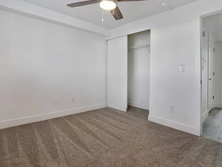 Rose Lane — Photo 10