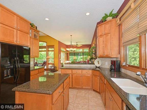 Kitchen (2)