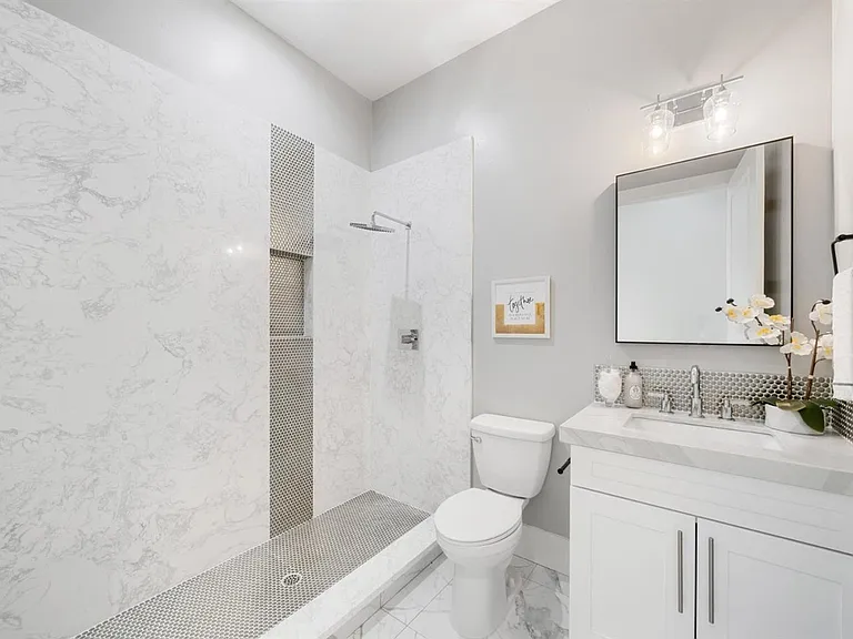 1130 Jonas Ave — Photo 27