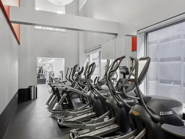 461 Dean Street image 9 of 22