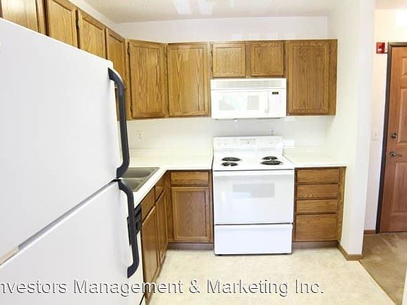 2nd image of 2450 27th Ave S #211