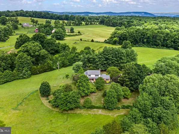 43910 Spinks Ferry Rd, Leesburg, VA 20176