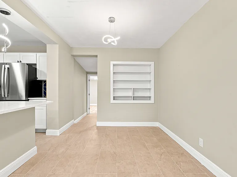 1704 Paine Ave — Photo 8