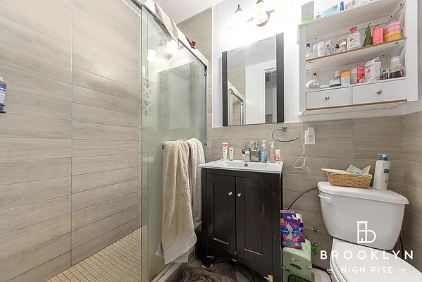 Rented by Brooklyn High Rise LLC | media 10