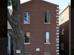 3021 E 79th St APT 2, Chicago, IL 60649