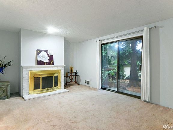 2nd image of 4516 176th St SW APT E2