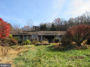 27 Watson Ln, New Bloomfield, PA 17068