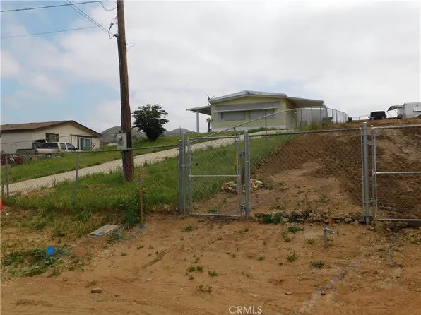 26420 Young Ln, Homeland, CA 92548