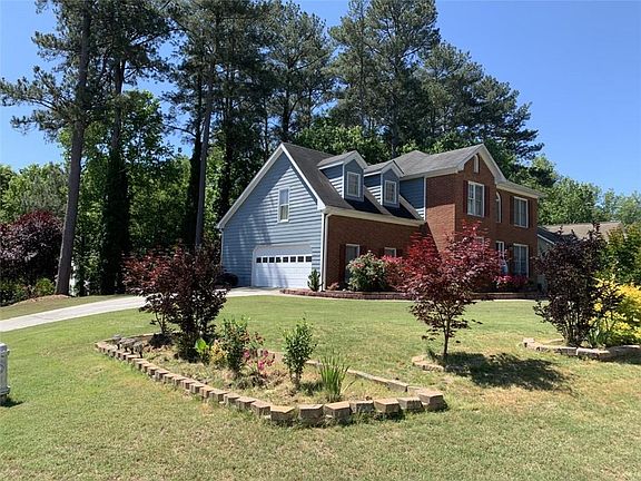 3rd image of 1950 Pintail Ct