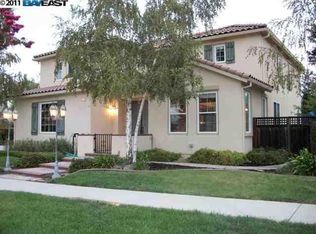 2211 Bluffs Ct, Livermore, CA 94551
