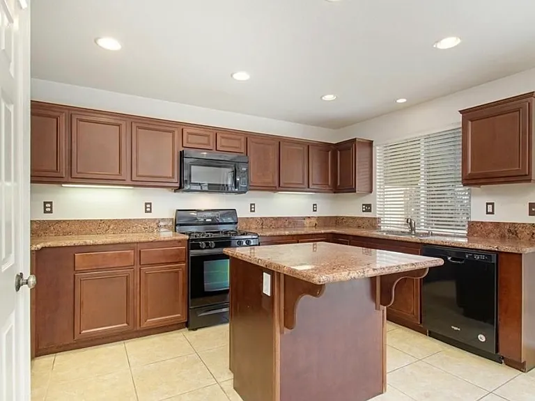 276 Canyon Creek Way — Photo 5