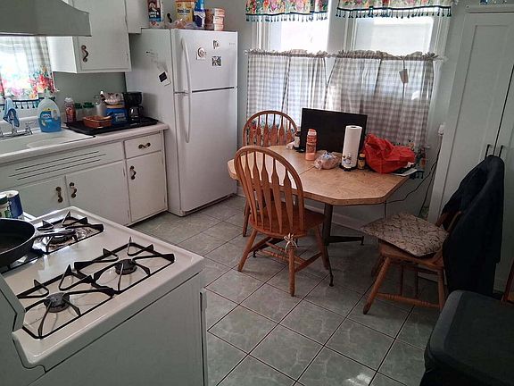 2nd image of 3632 N 36th STREET