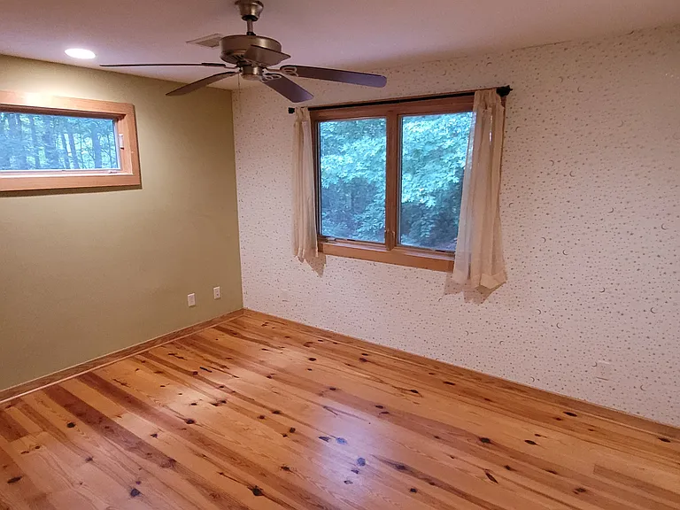 Northeast Bedroom