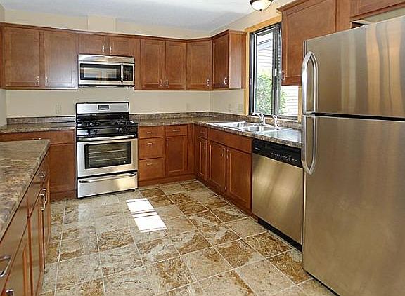 2nd image of 114 South Dr