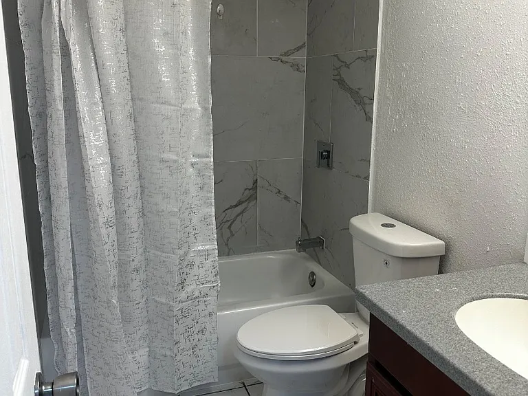 Unit Photo