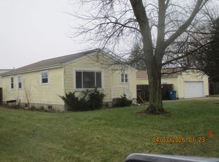 414 Cambridge St, Bay City, MI 48708