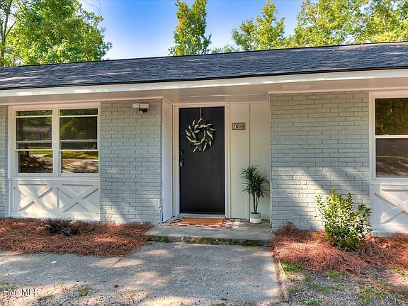 4th image of 2608 Meadowbrook Drive