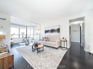 7420 Bathurst St #1602, Vaughan, ON L4J 6X4