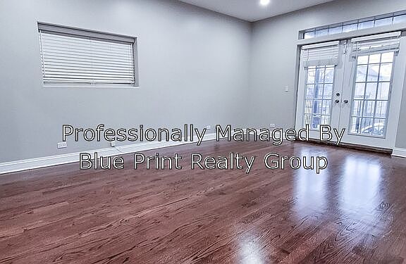 4th image of 5168 S Michigan Ave #2S